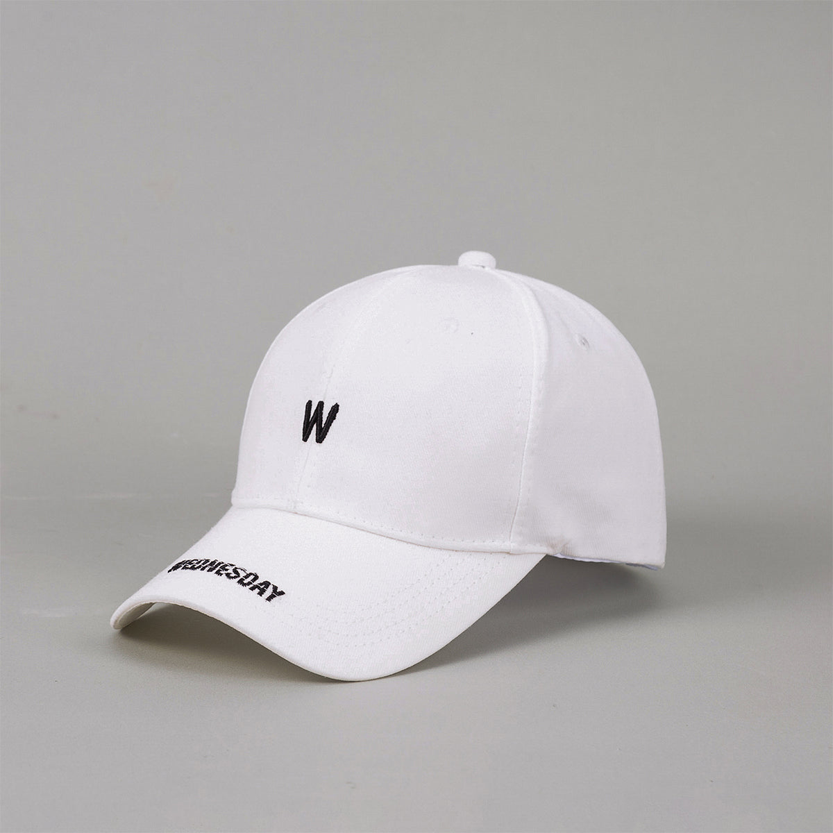 Men's And Women's Solid-color Embroidered Letter Simple And Fashionable Baseball Cap Suitable For Couples' Date, Dinner, Outdoor Outing, Sun Protection Activities