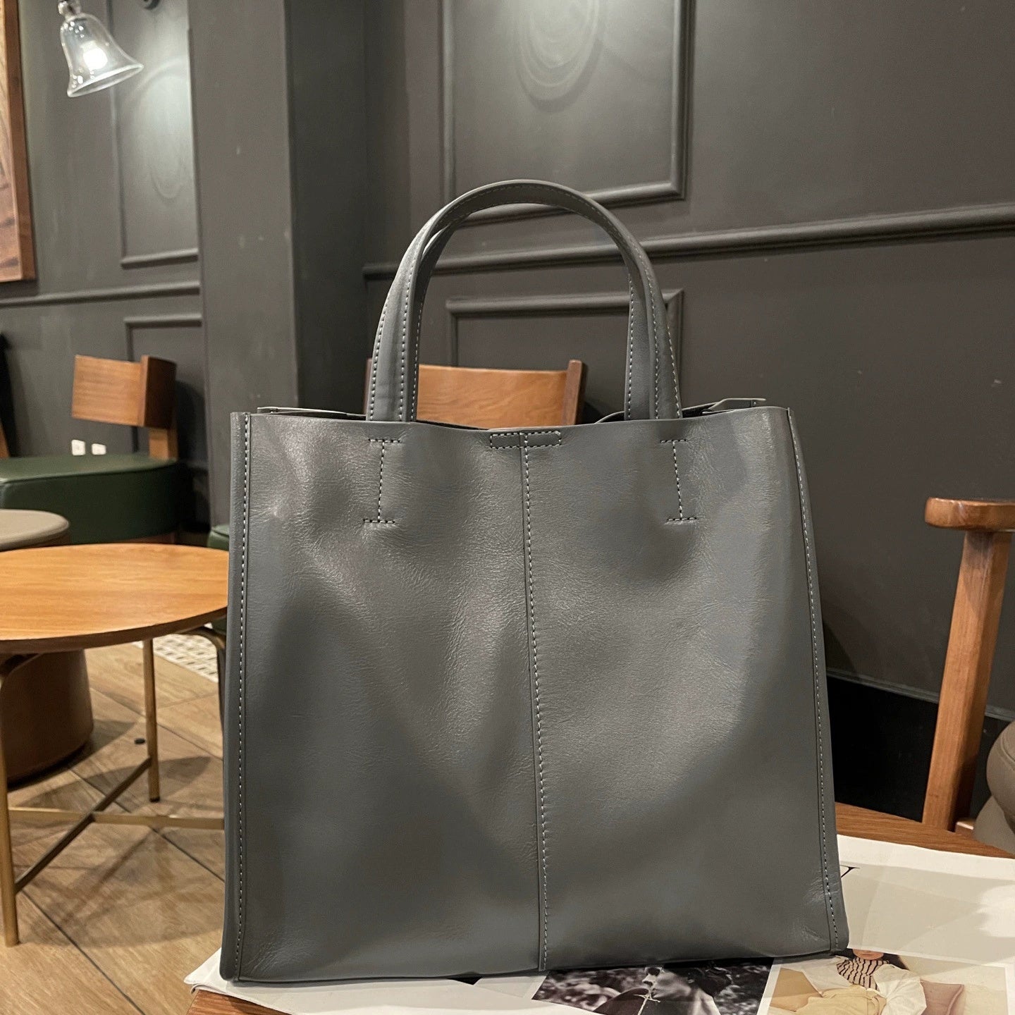 Commute First-layer Cowhide Tote Bag, Premium Leather Single-shoulder Bucket Bag For Women, Simple And Versatile Large Bag