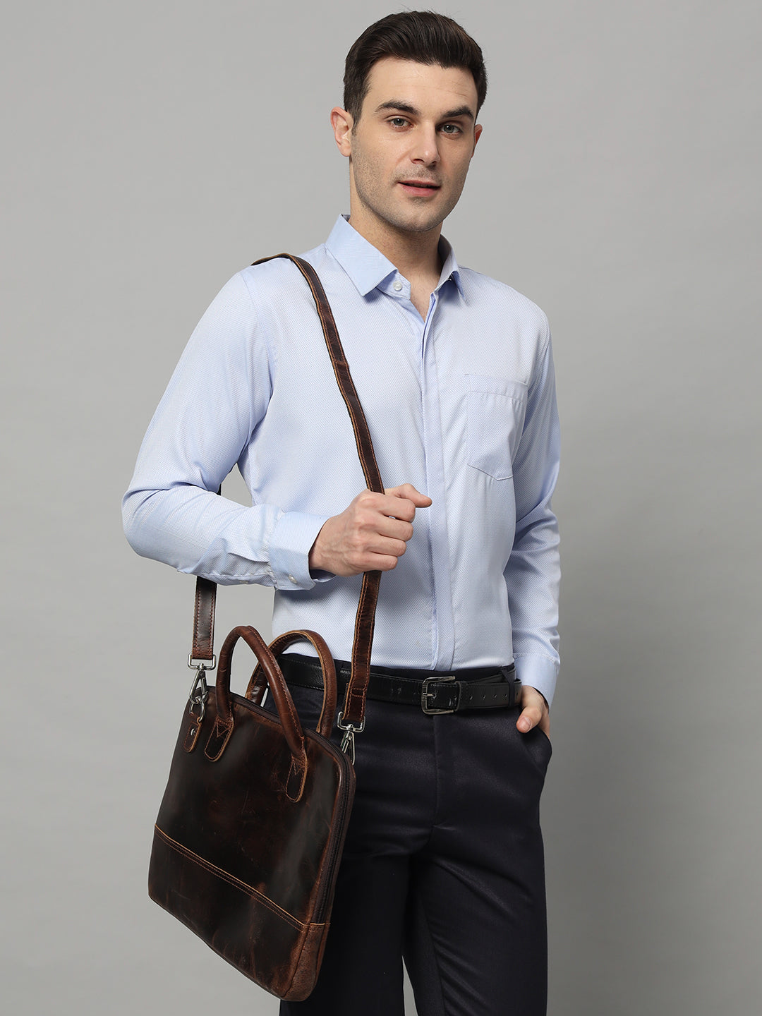 Sacoche d'ordinateur portable moderniste en cuir - Marron foncé