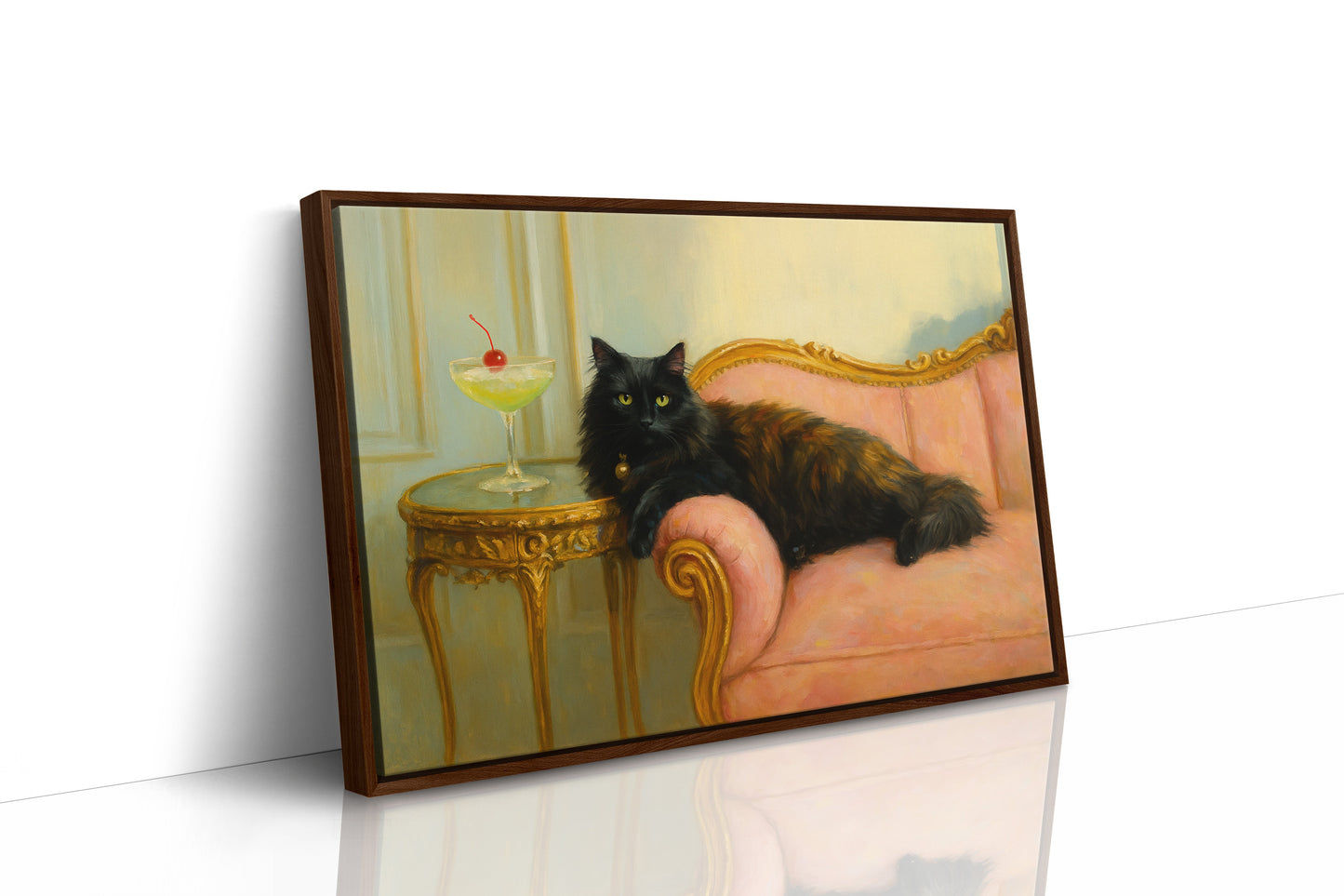 Chat royal avec un Martini Cerise