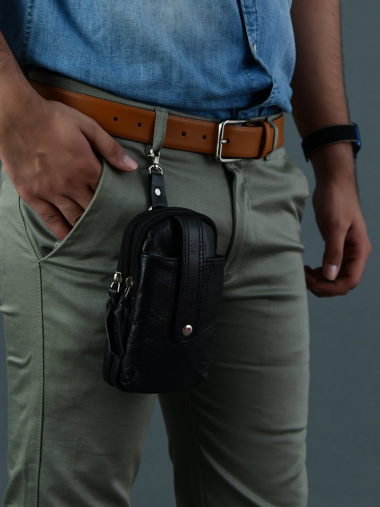 Organisateur Jet-Set : Pochette en cuir pour téléphone