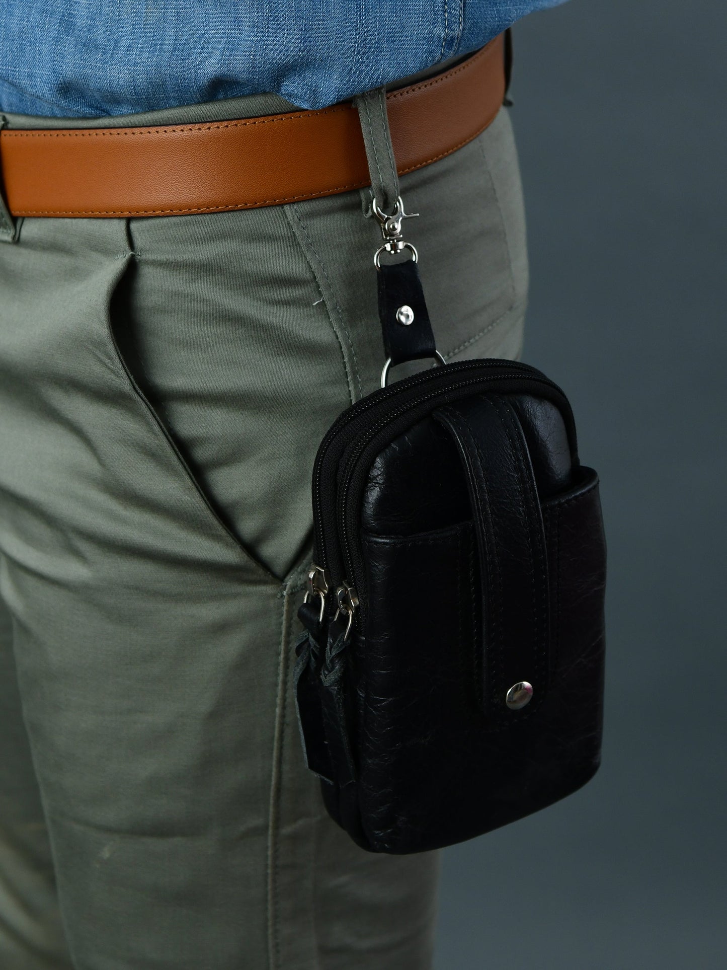Organisateur Jet-Set : Pochette en cuir pour téléphone