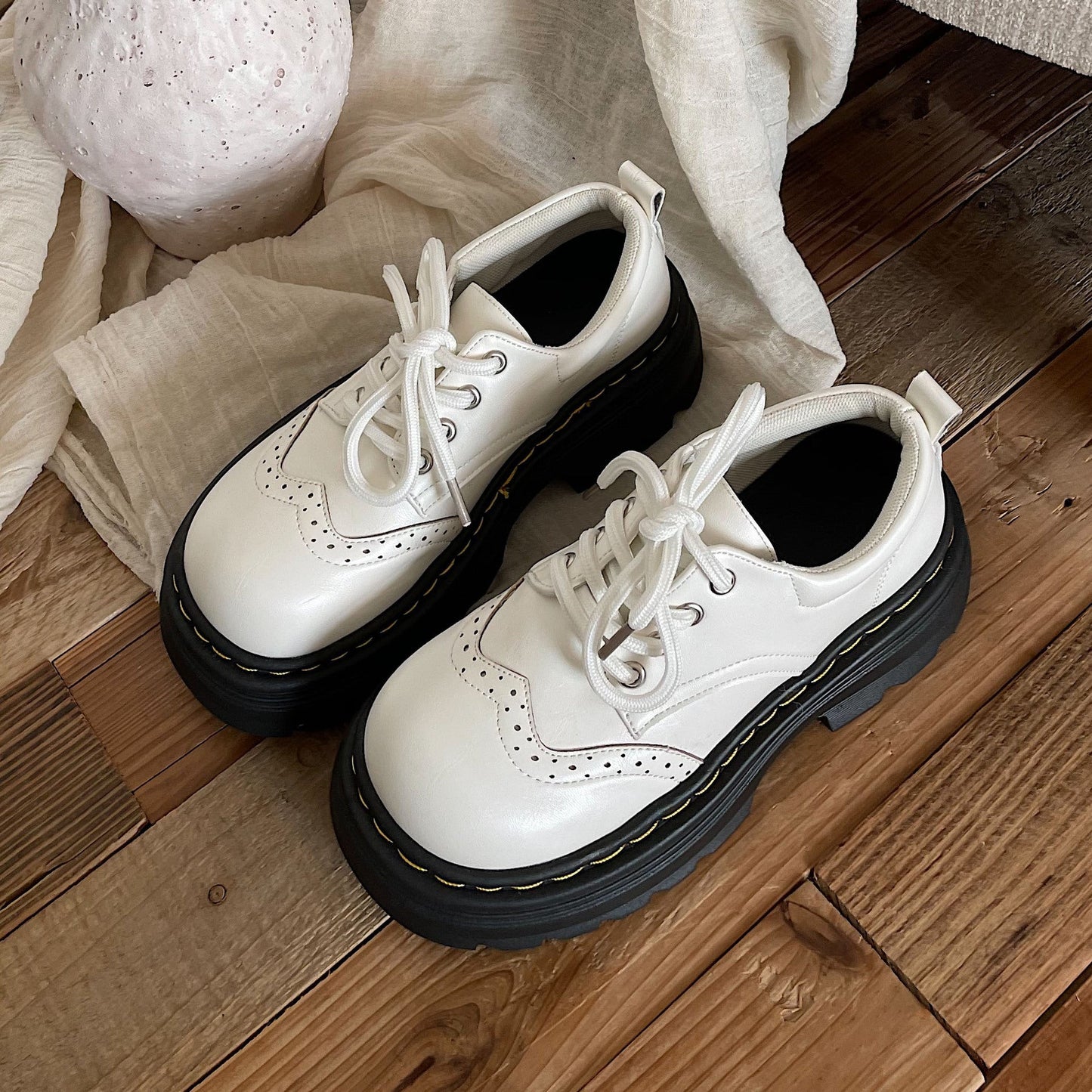 Womens Casual British-style Soft-soled Leather Shoes