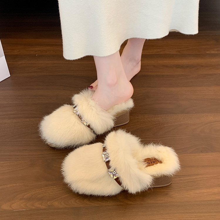 New Arrival Autumn Women's Low Heel Furry Slippers, Closed Toe Slip-On Lazy Outdoor Shoes With Rhinestones, Warm Cotton Slippers