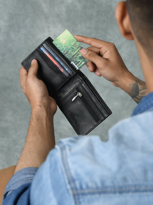 Donovan Men's Wallet - ThisandThatShoppe