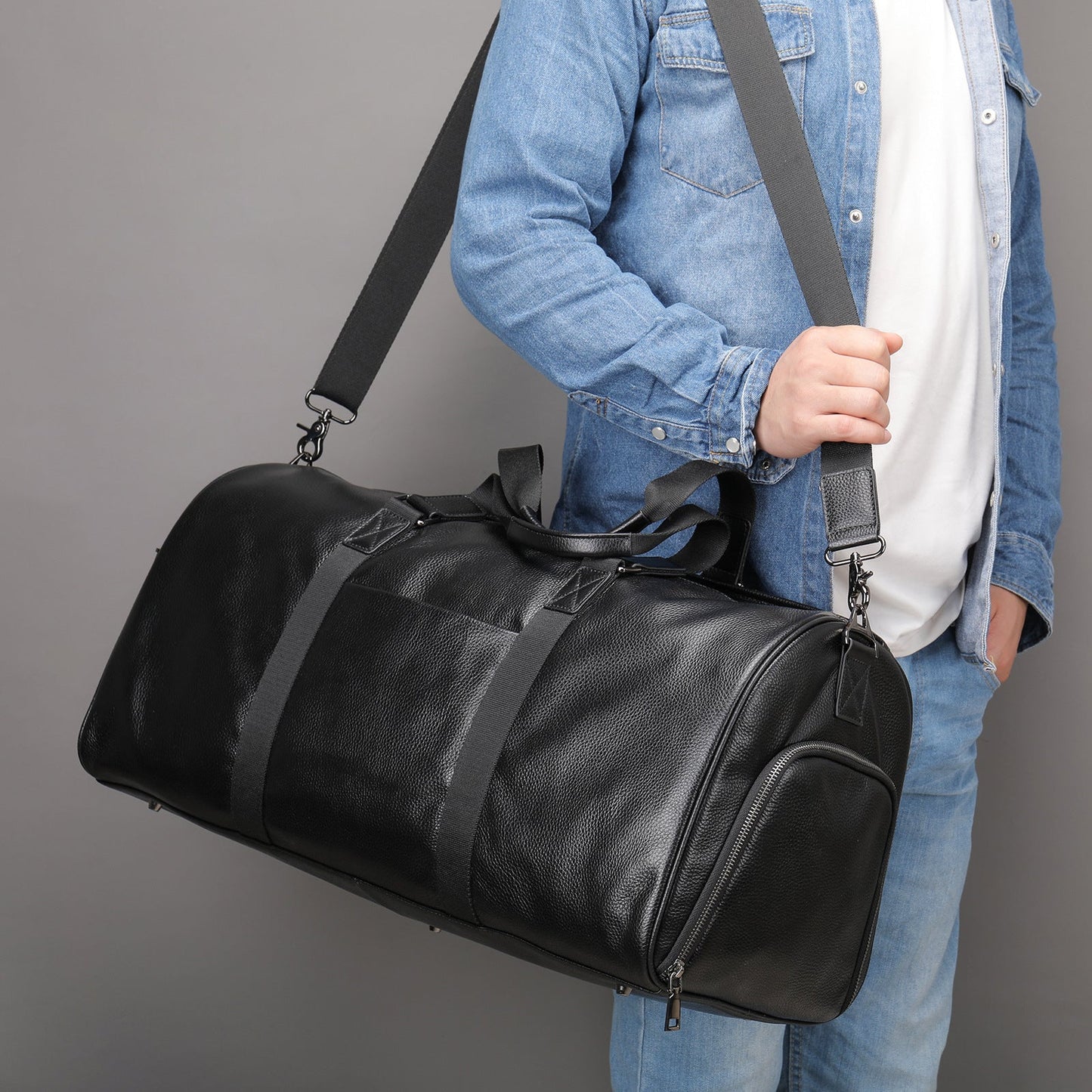 Mens Large-Capacity Waterproof Outdoor Duffel Bag