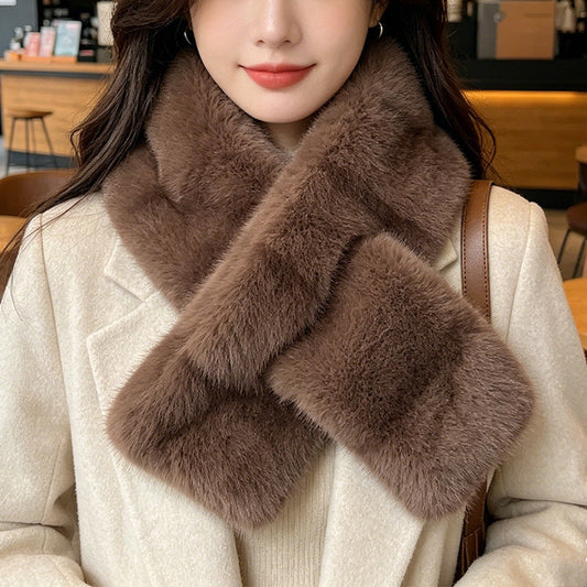 Striped Color Contrast Soft Plush Cross-hole Scarf With Retro And Sophisticated Style, Suitable For Autumn And Winter Commuting And Traveling Outfits.