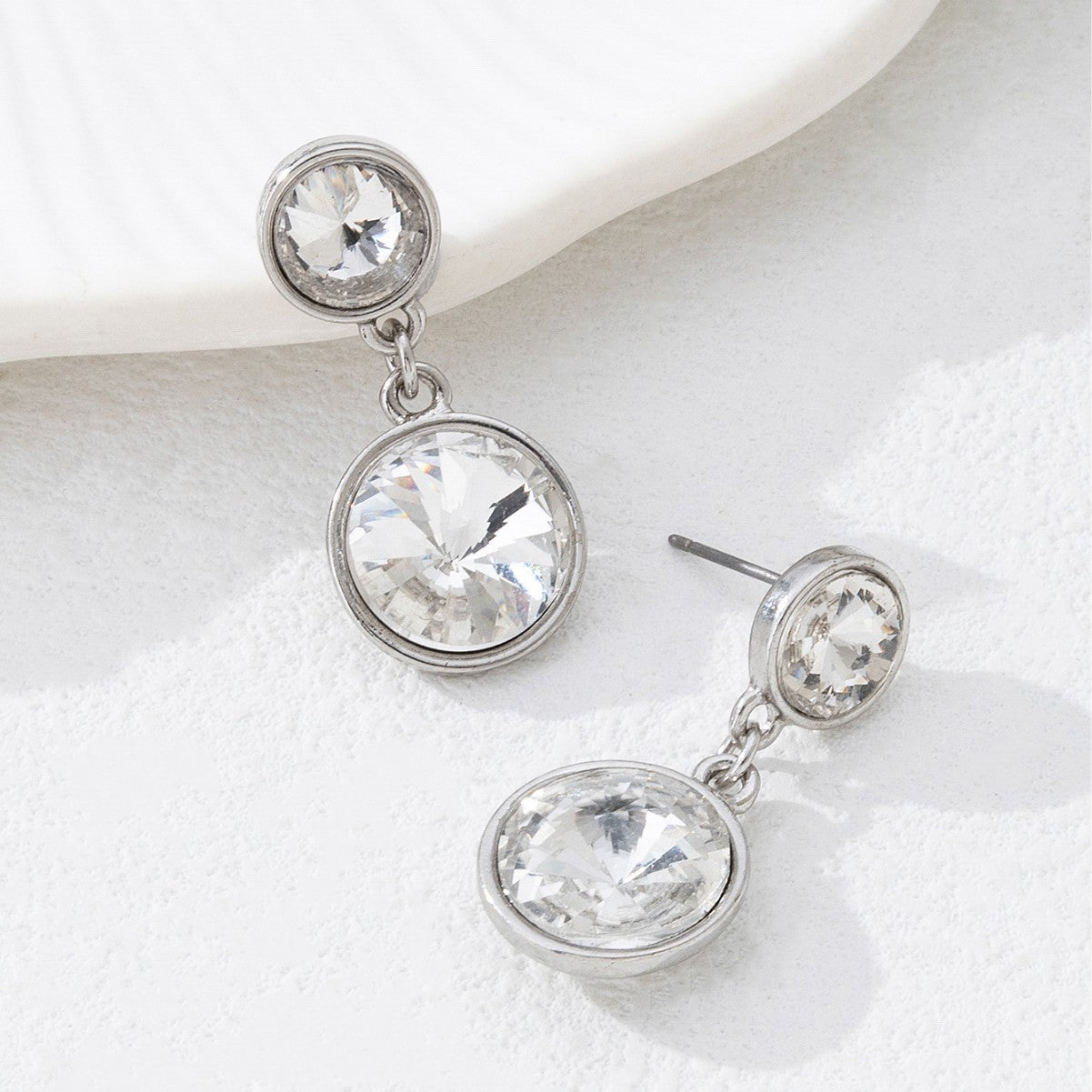 Wholesale Floral Interlinked Drop Earrings, New Niche Design Women  Earrings, European American High End Light Luxury Jewelry