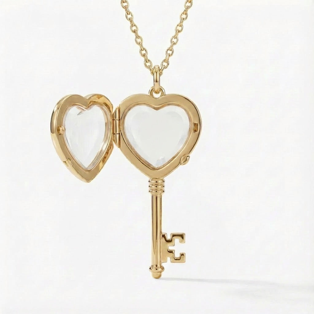 Key Lock Opening And Closing Necklace