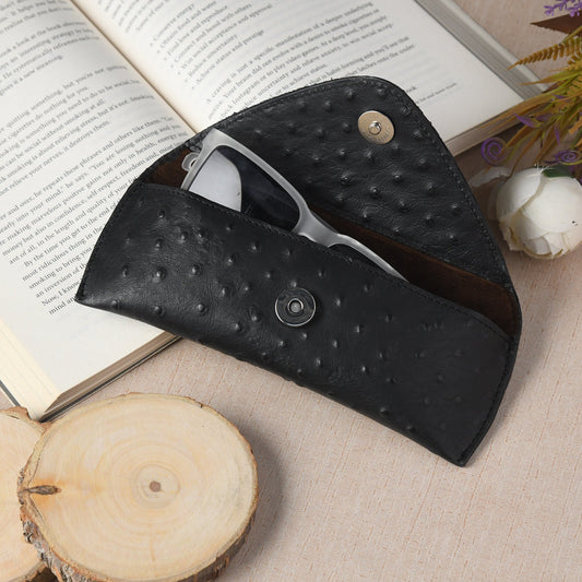 Étui à lunettes en cuir noir