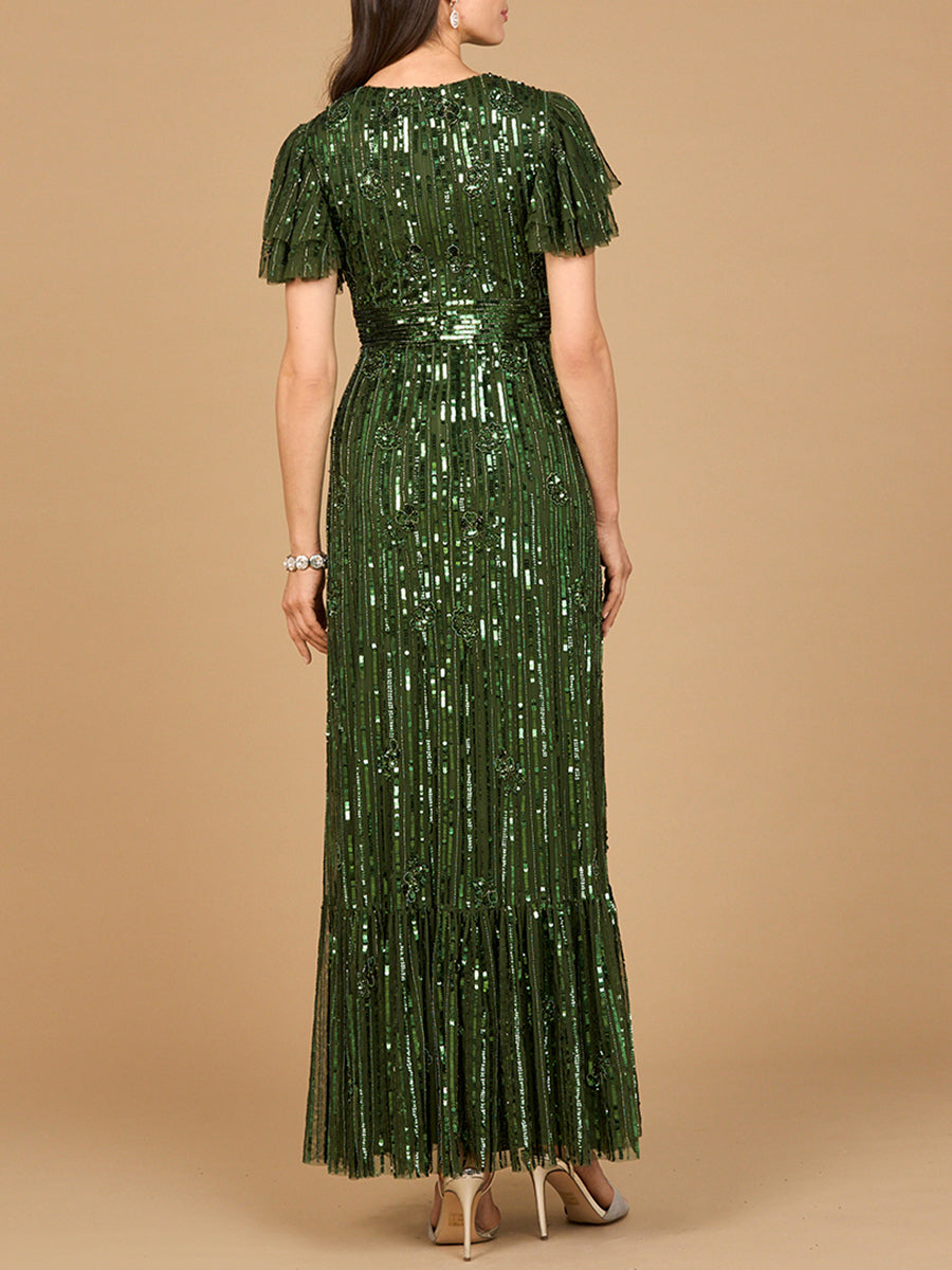 Elegantes perlenbesetztes Kleid mit flatternden Ärmeln