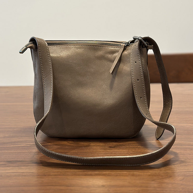 Vegetable-Tanned Leather Casual-Style Shoulder Bucket Crossbody Bag