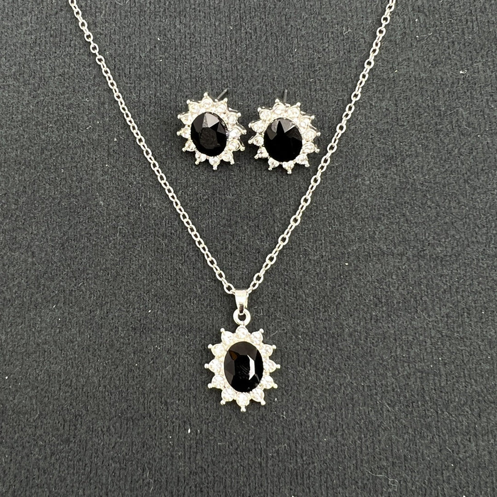 European And American Fashion SUNFLOWER Zircon Ear Stud Necklace Suit