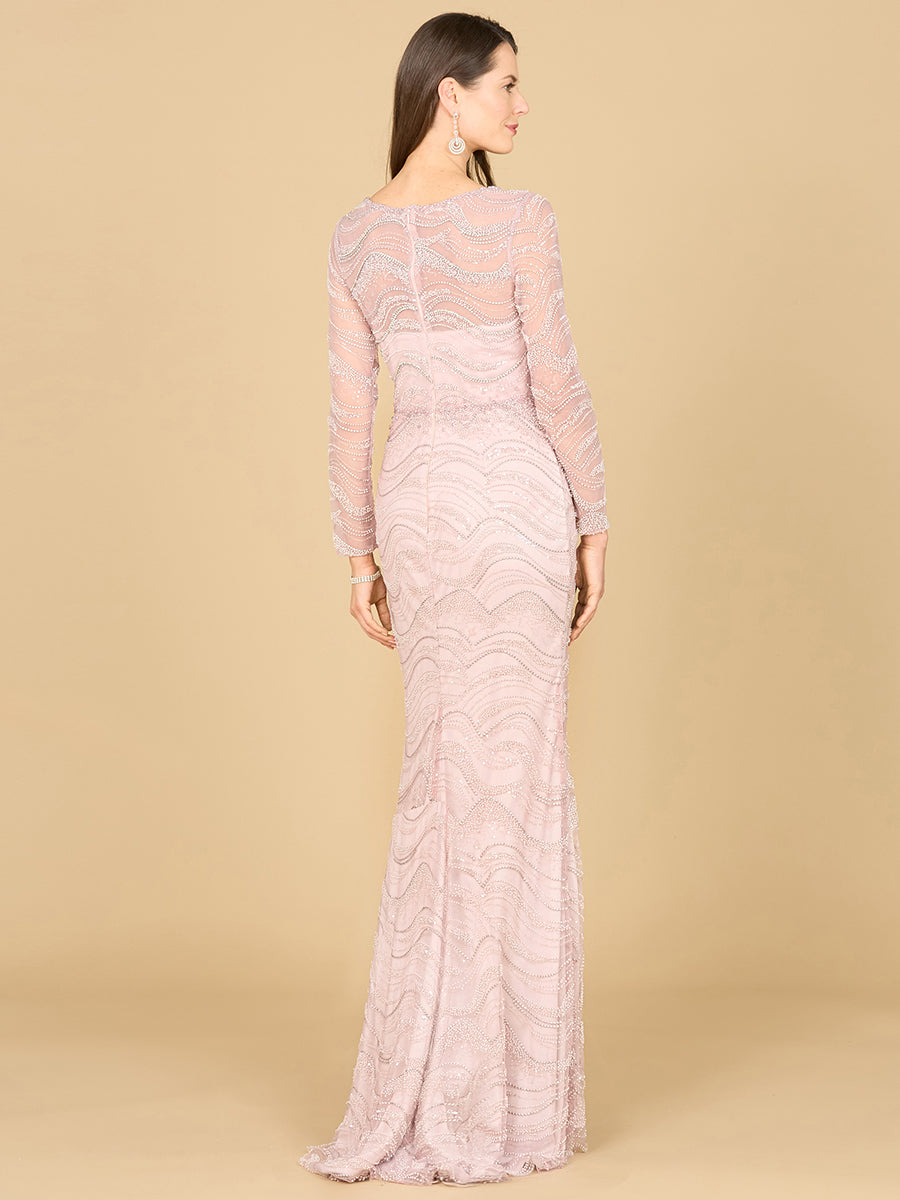 Langärmliges, figurbetontes Spitzenkleid