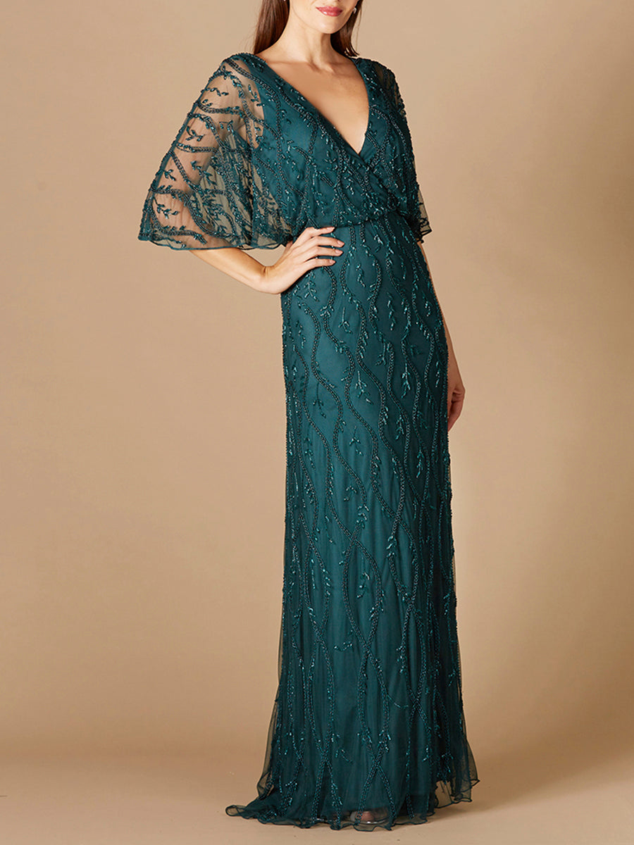 Abendkleid mit Perlenstickerei und Cape-Ärmeln aus Illusionstüll
