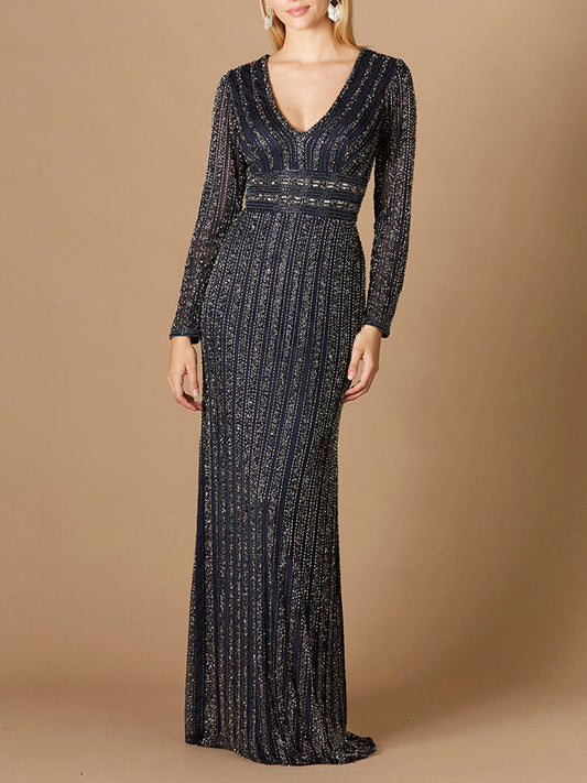 Robe longue perlée à ceinture et manches longues