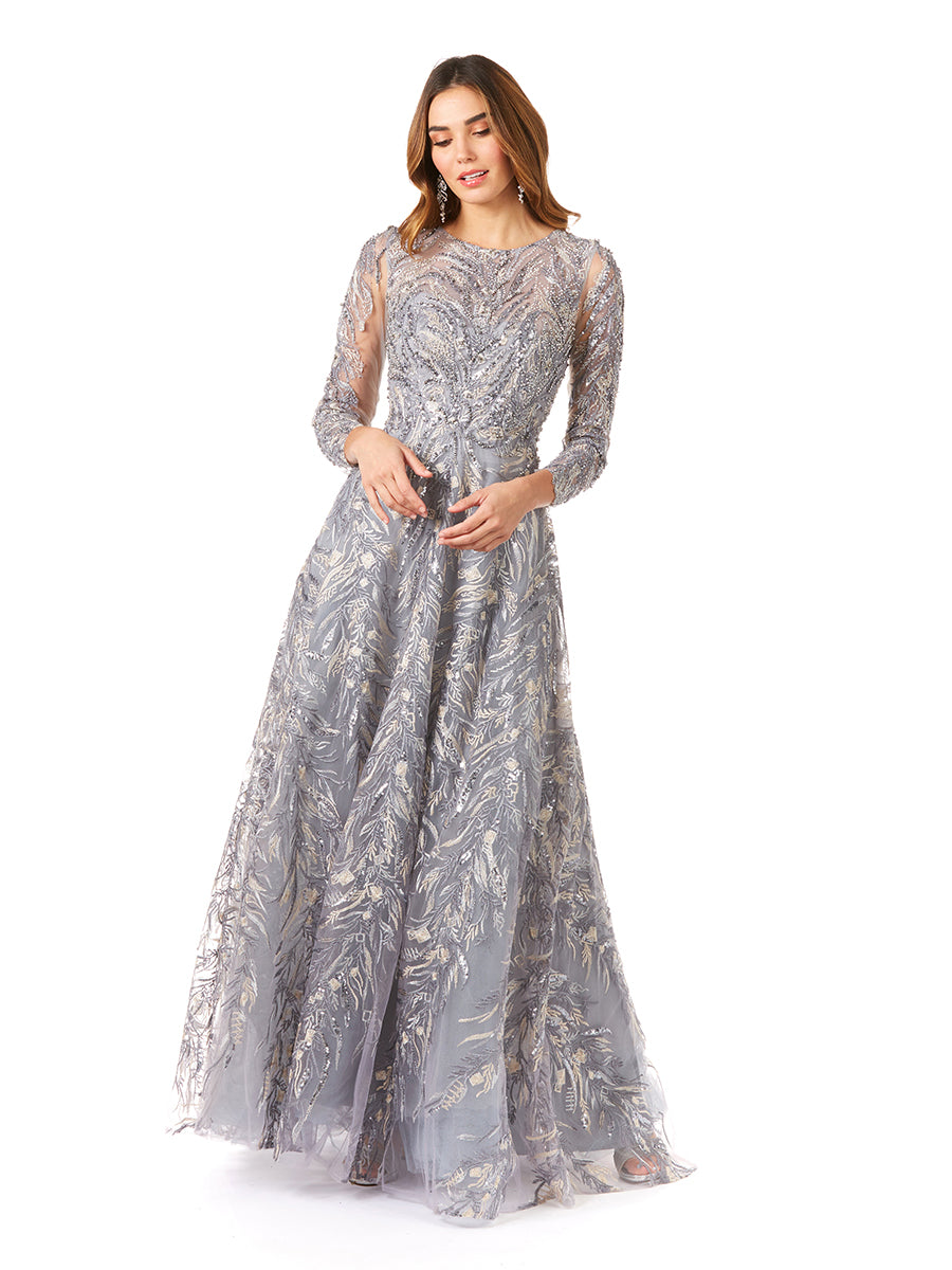 Robe de bal à col montant et manches longues
