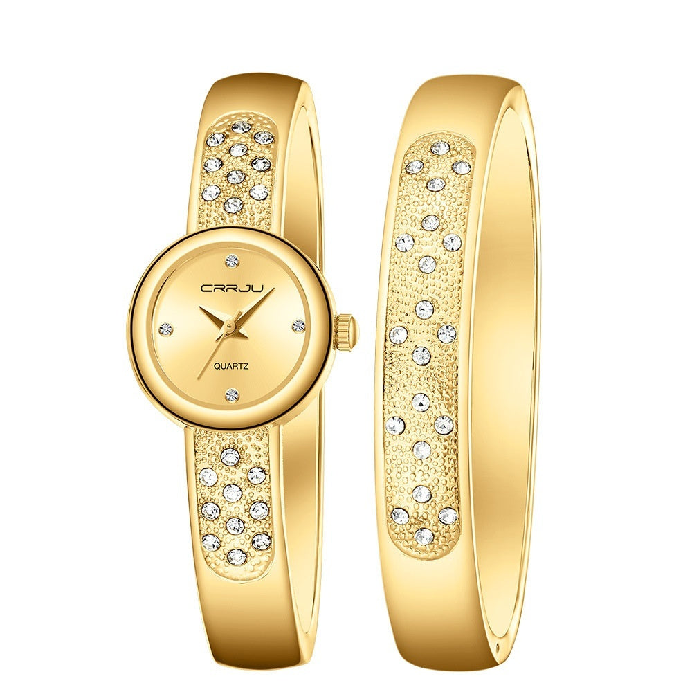 Womens Water Diamond Quartz Gold Bracelet-Style Watch
