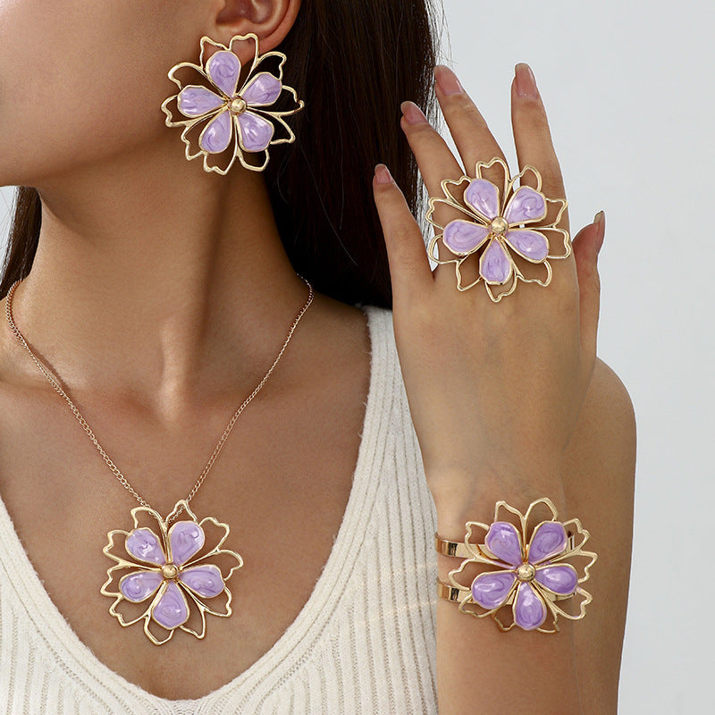 Three-dimensional Flower Ring Bracelet
