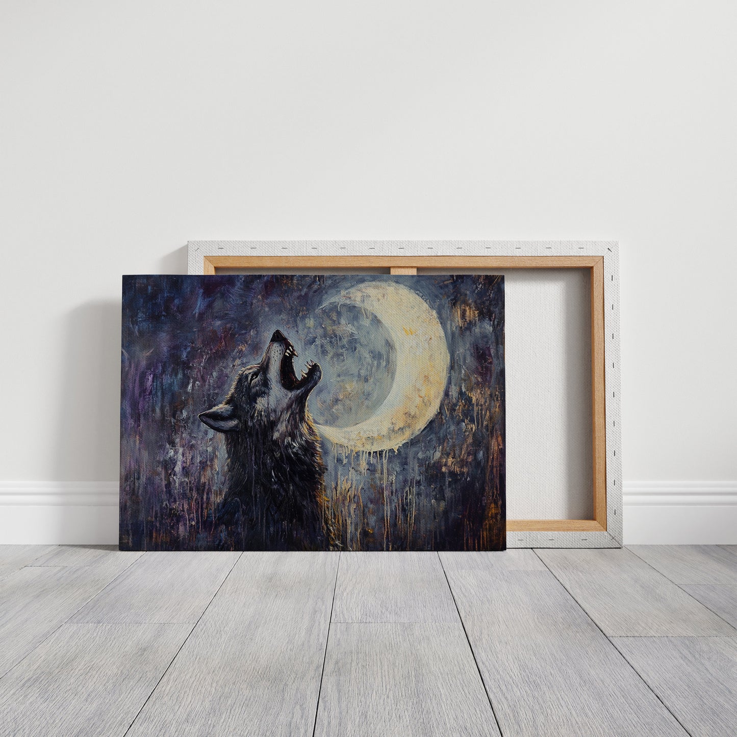 Loup solitaire hurlant sous la lune