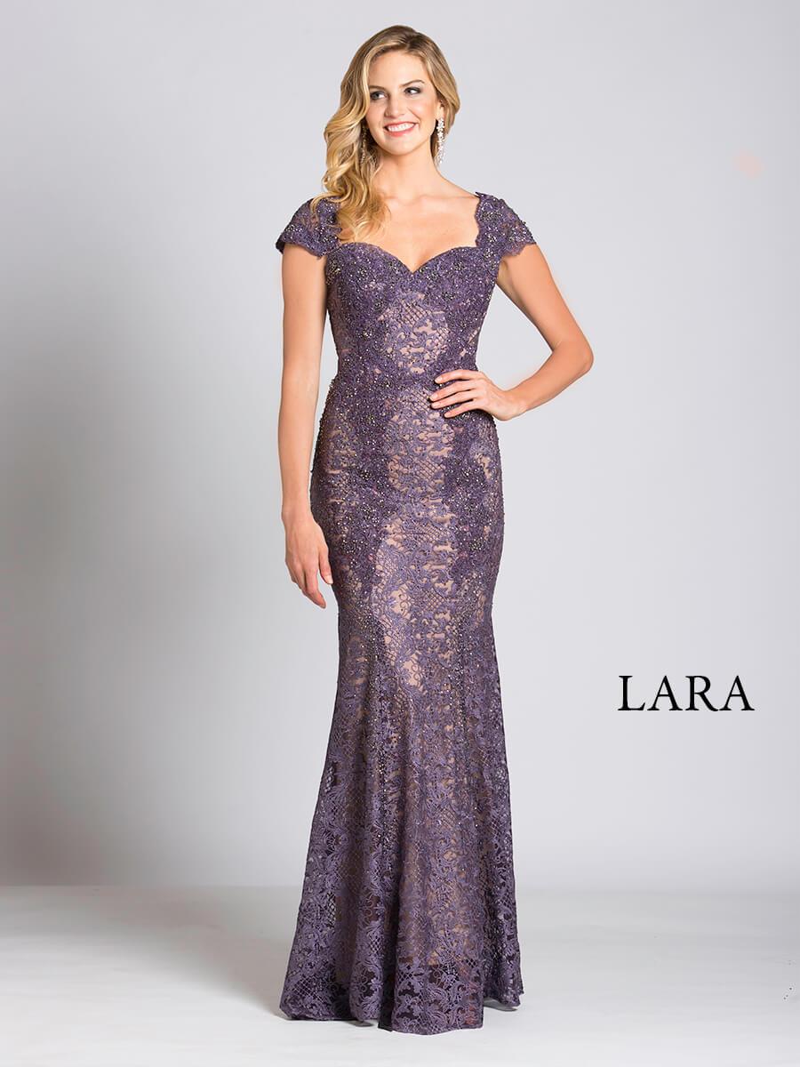 Lara 33491 - Robe sirène ajustée en dentelle OUTLET