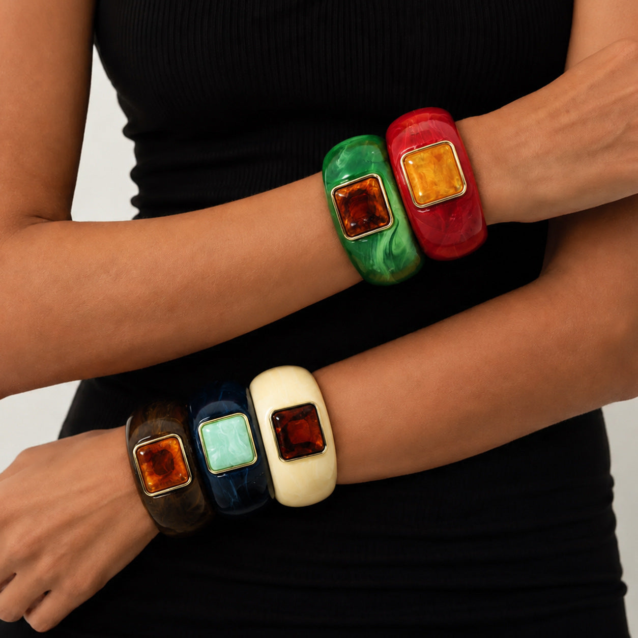 Retro Ombre Gold-Edged Square Resin Bracelet