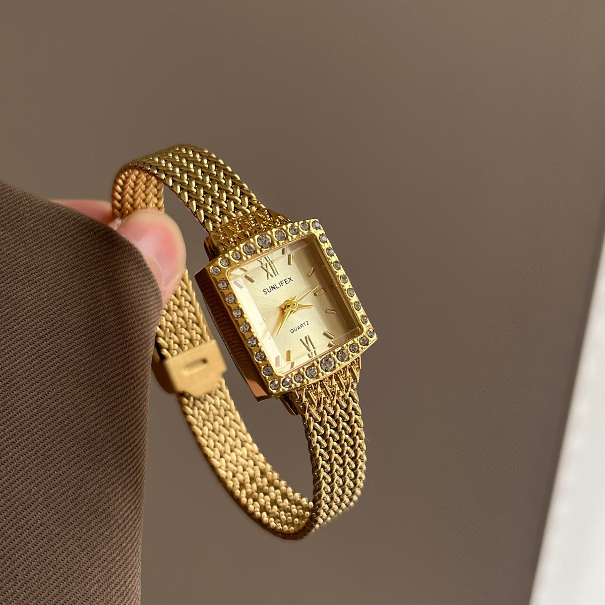 Chanel-style Vintage High-end Mother-of-pearl Watch For Women