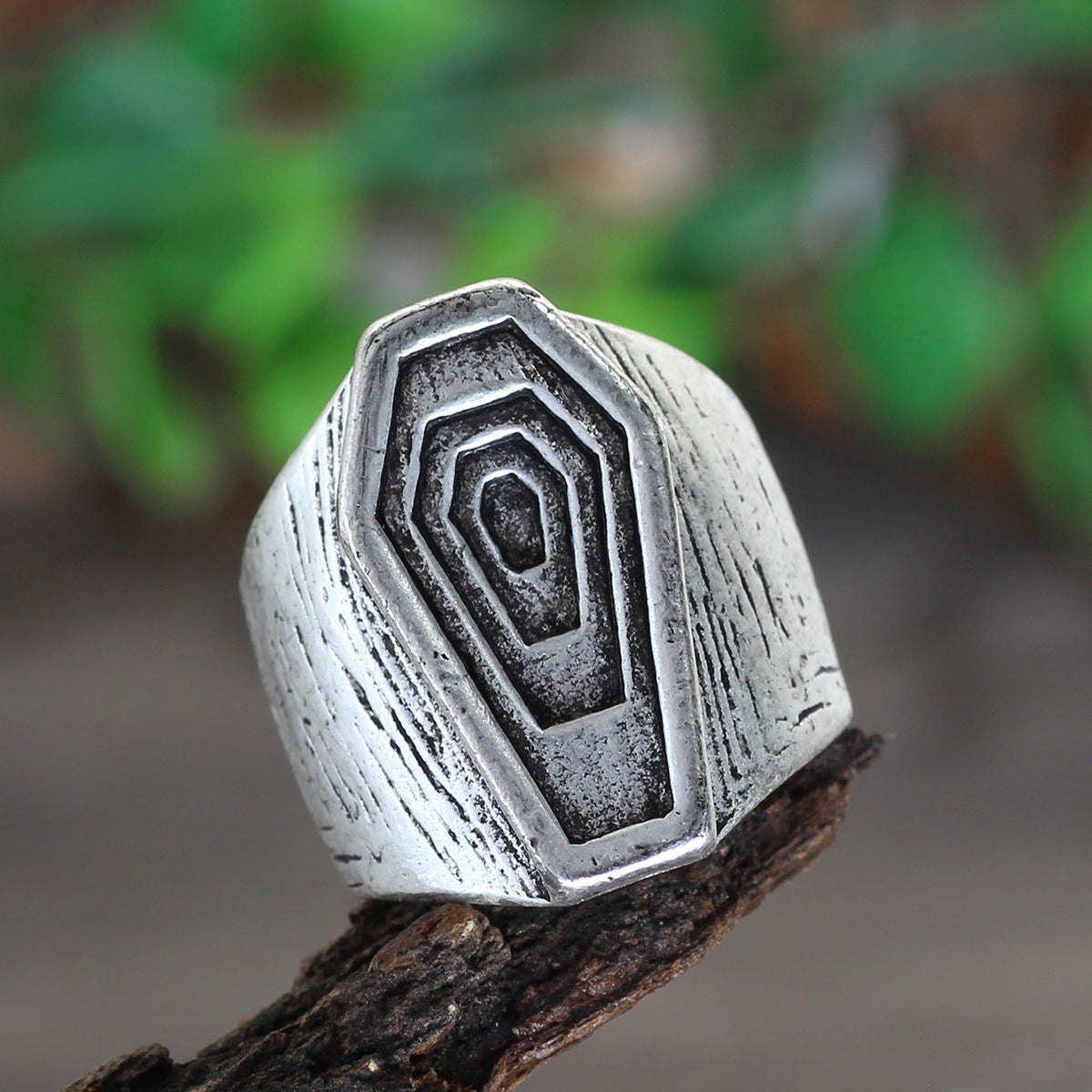 Creative Vintage-style Alloy Ring