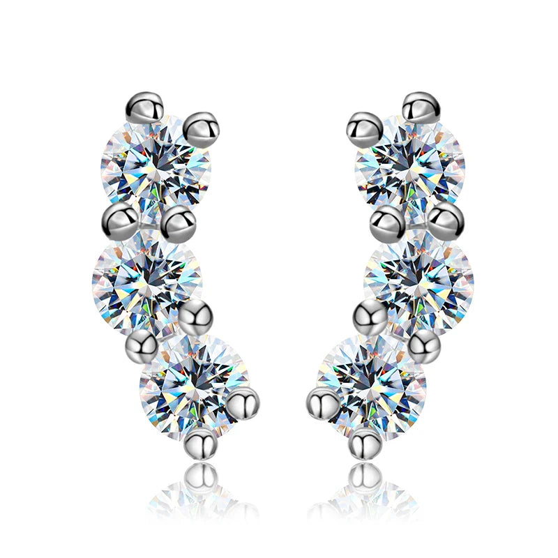 Boucles d'oreilles clous en moissanite 3 mm en argent sterling 925 plaqué or blanc 18 carats