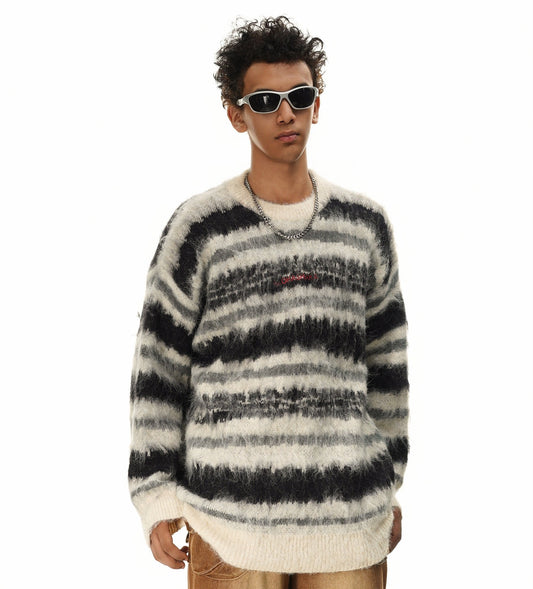 Pull en maille rayé crème et noir