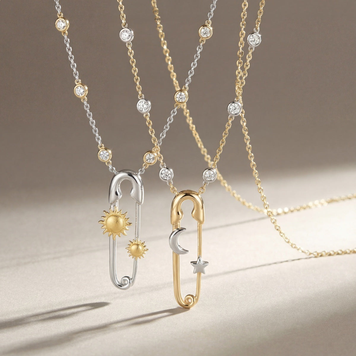 Fashionable Pin-shaped Necklace For Women