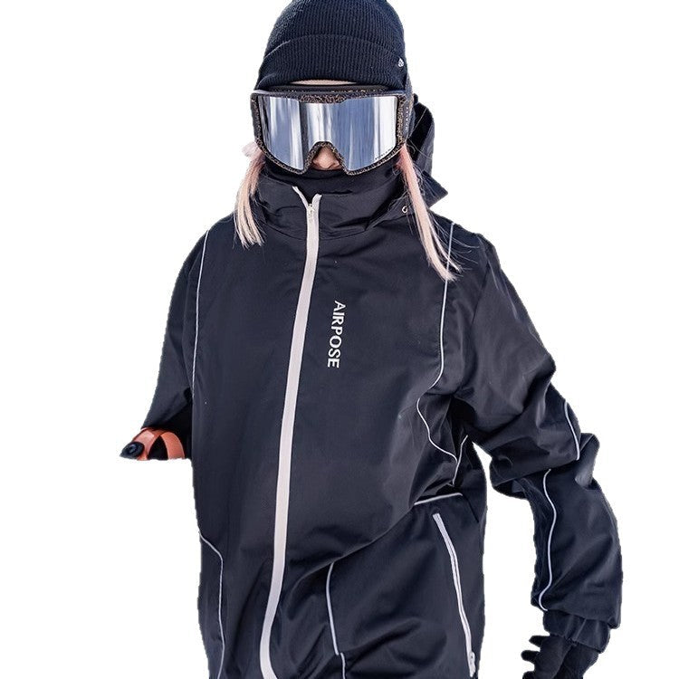 Womens Waterproof Fully Taped Snowboard Jacket