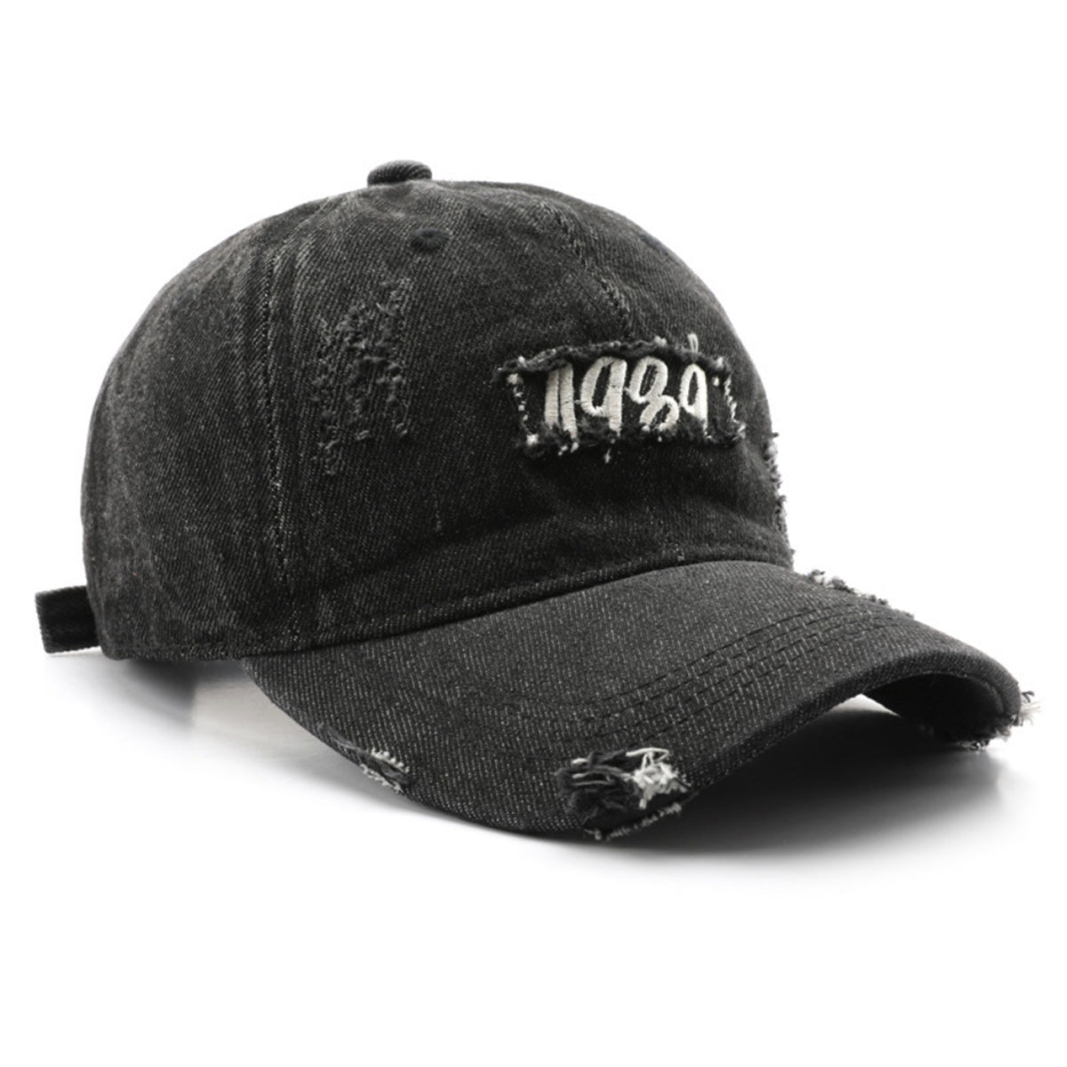 Single-color Embroidered Label With Frayed Edges, Washed And Aged For A Retro And Casual Look. Baseball Cap With Curved Brim, Suitable For Street Entertainment And Travel.