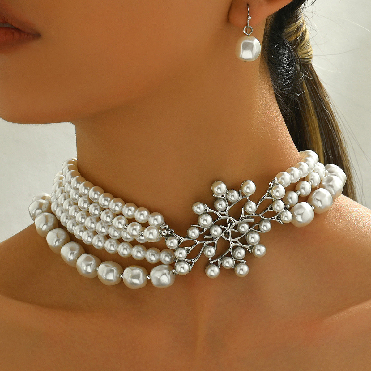 Stylish European American Geometric Women Jewelry Set, Unique Design With Strung Faux Pearls, Versatile Elegant Matching Necklace And Stud Earrings For Daily Wear