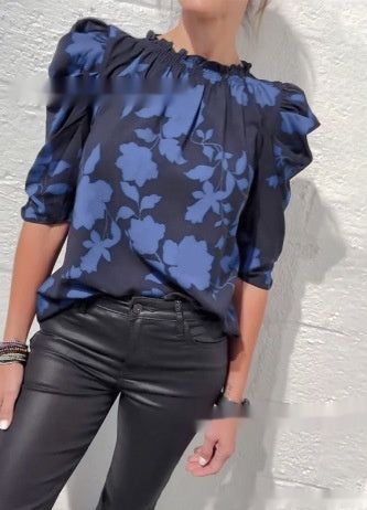 Womens Loose-fit Blouse With A Large Floral Print V-neck And Batwing Sleeves