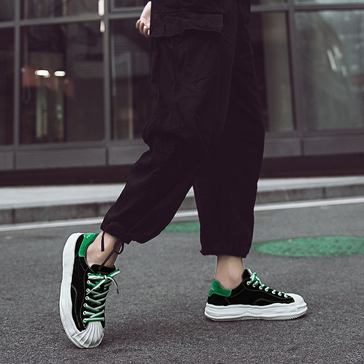 LQ225 Baskets EMA 11