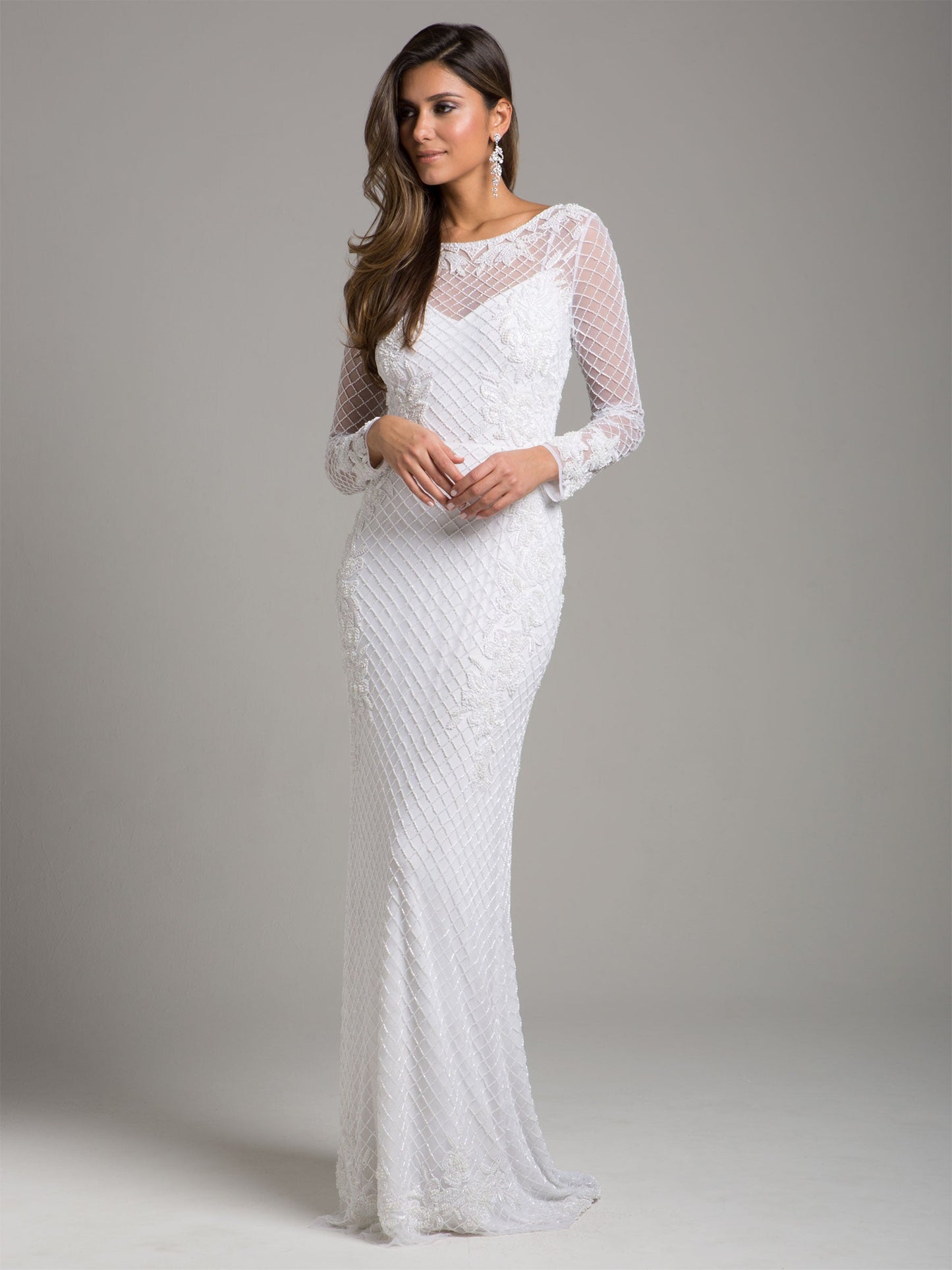 Hochgeschlossenes, langärmeliges, perlenbesetztes Hochzeitskleid – Lara 51004