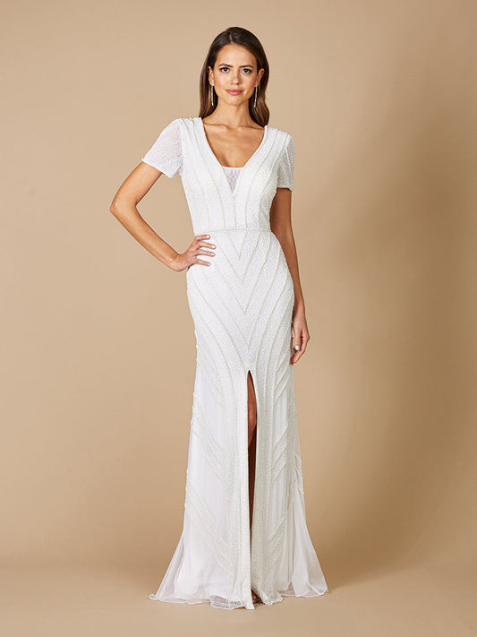 Robe de mariée décolletée en perles Lara Gabriella