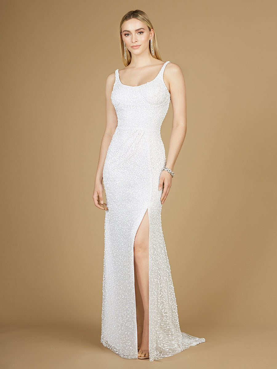 Brautkleid mit Perlenstickerei und Schlitz