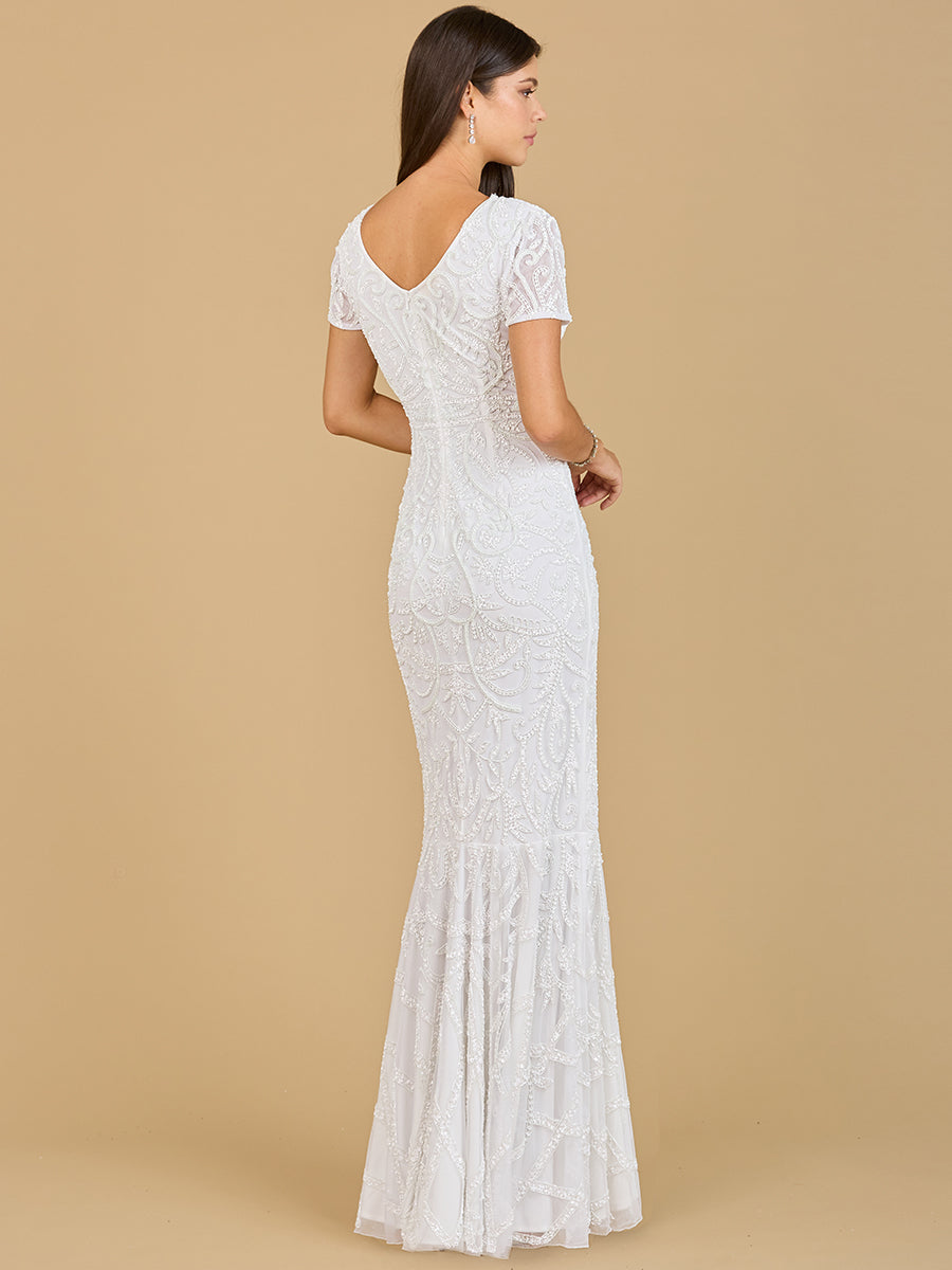 Robe de mariée ornée de perles à manches courtes