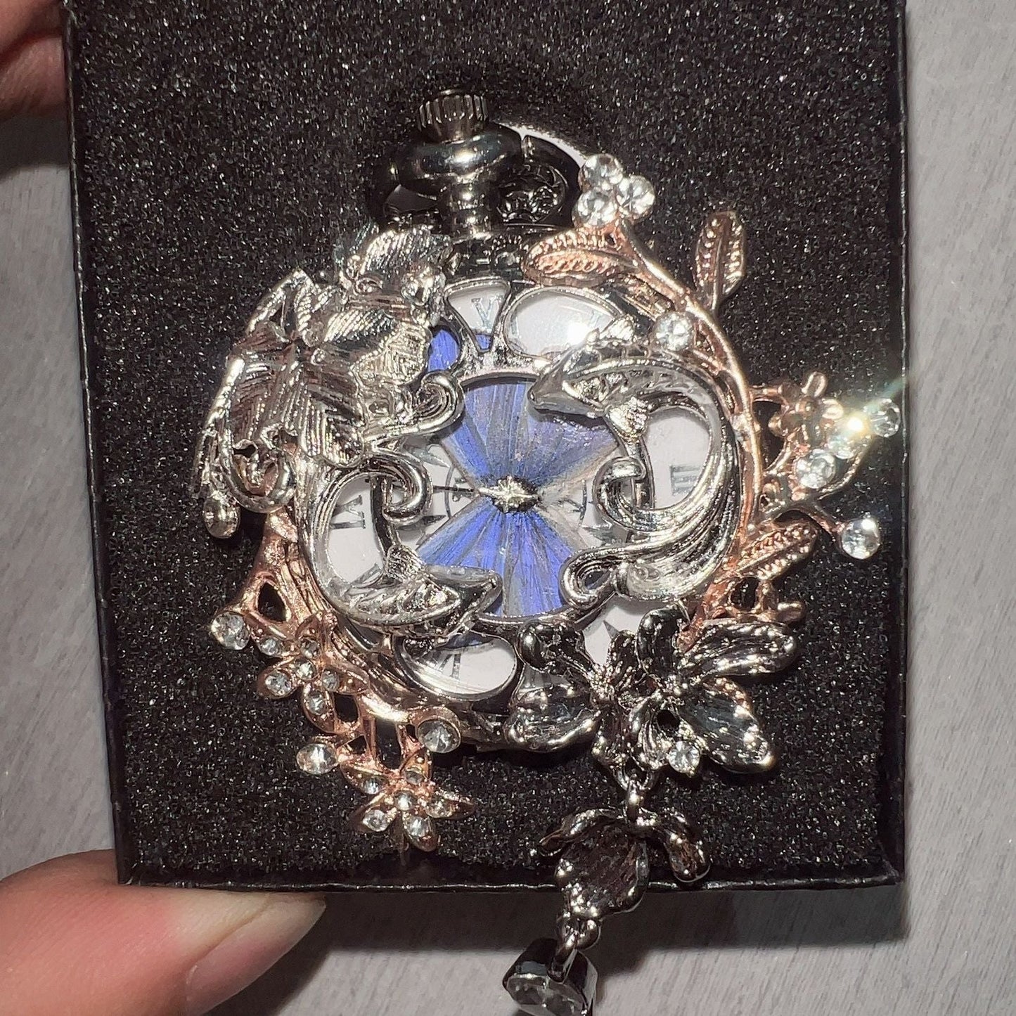 A Customizable Butterfly Gift For A Dazzling New Chinese-style Feather Pocket Watch