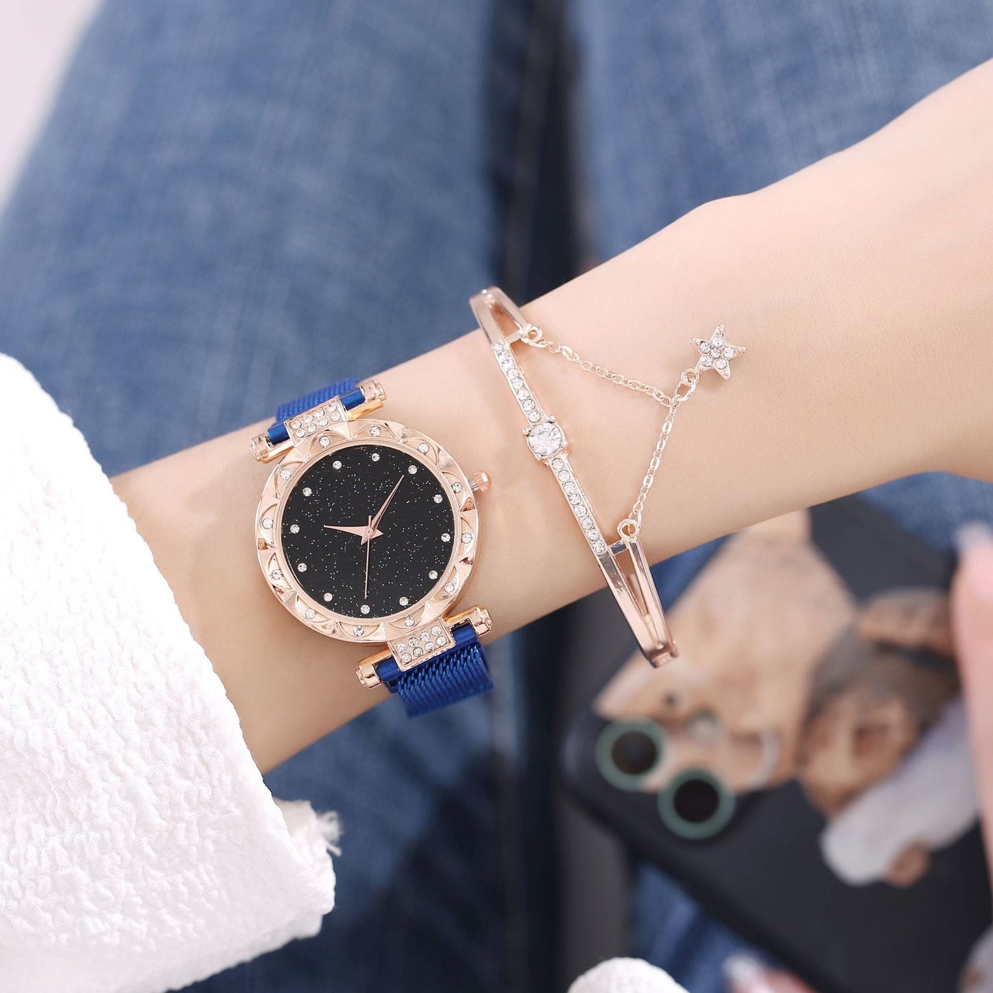 Magnetic Strap Set Womens Quartz Wristwatch