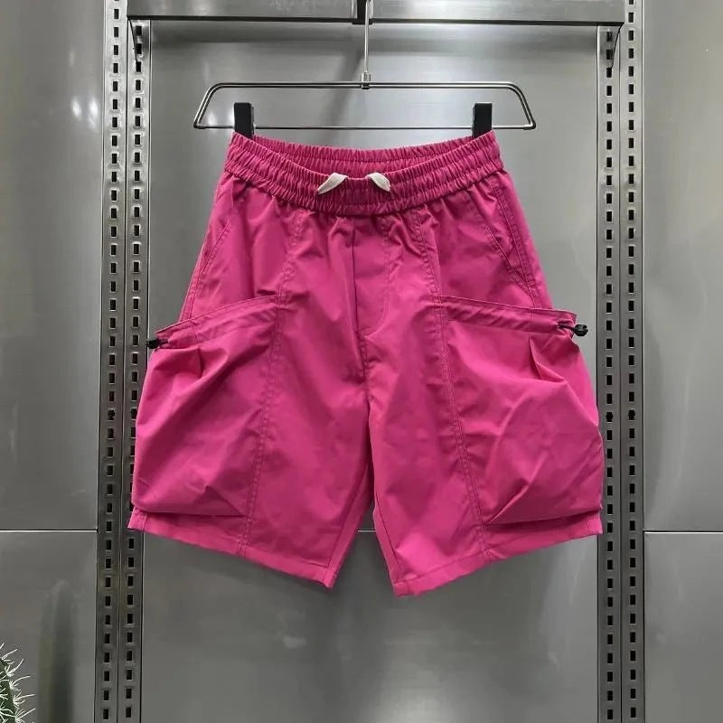 Comfortable Utility Fivequarter Pants With An American Vibe