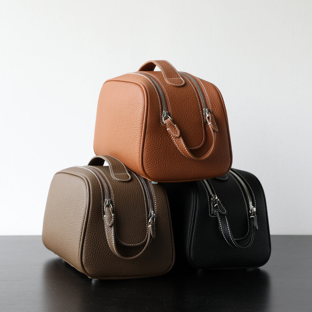 New Arrival Genuine Leather Portable Travel Toiletry Bag, Womens Cosmetic Case