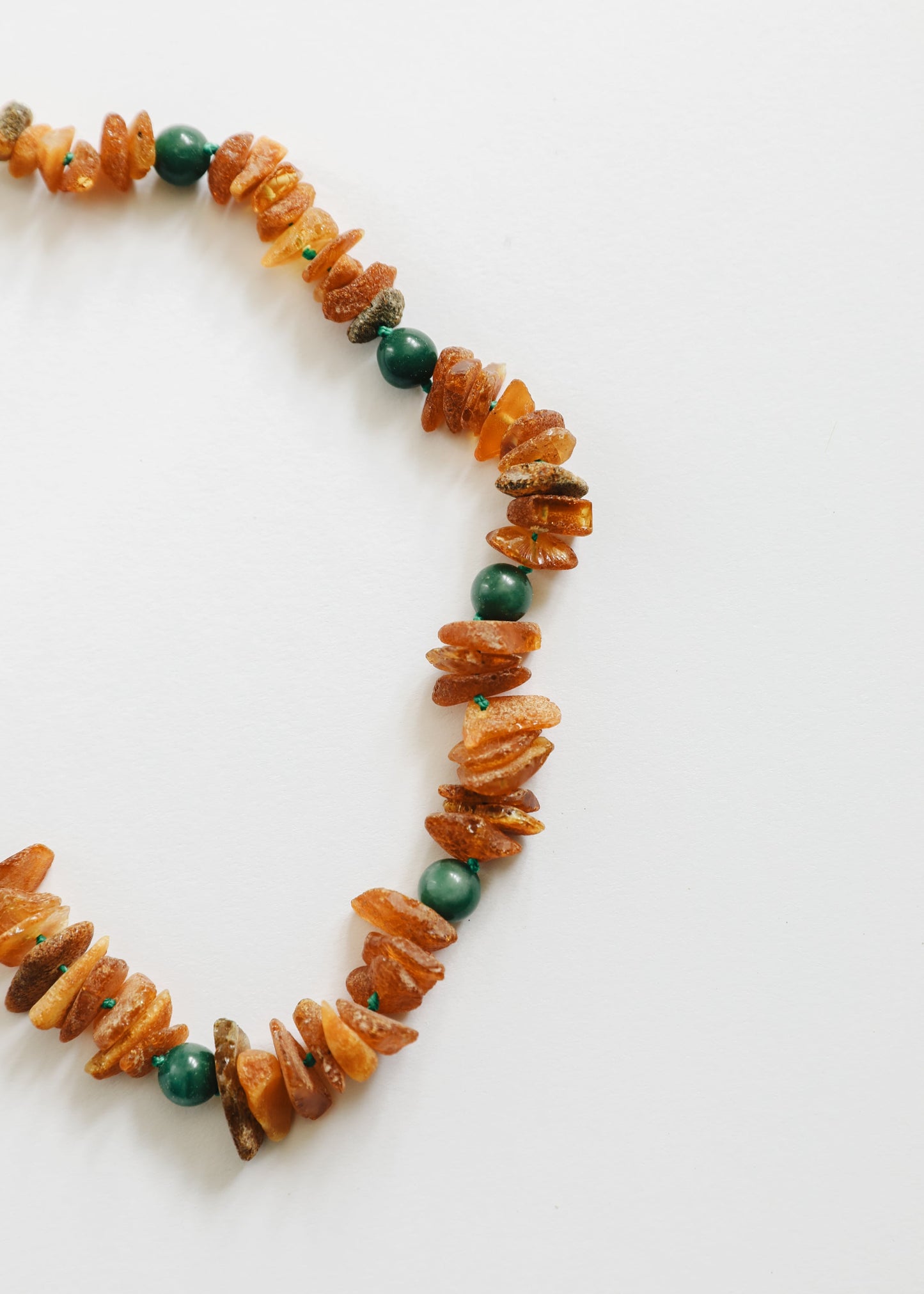 Collier pour animaux : Ambre de la Baltique brute + Jade vert naturel