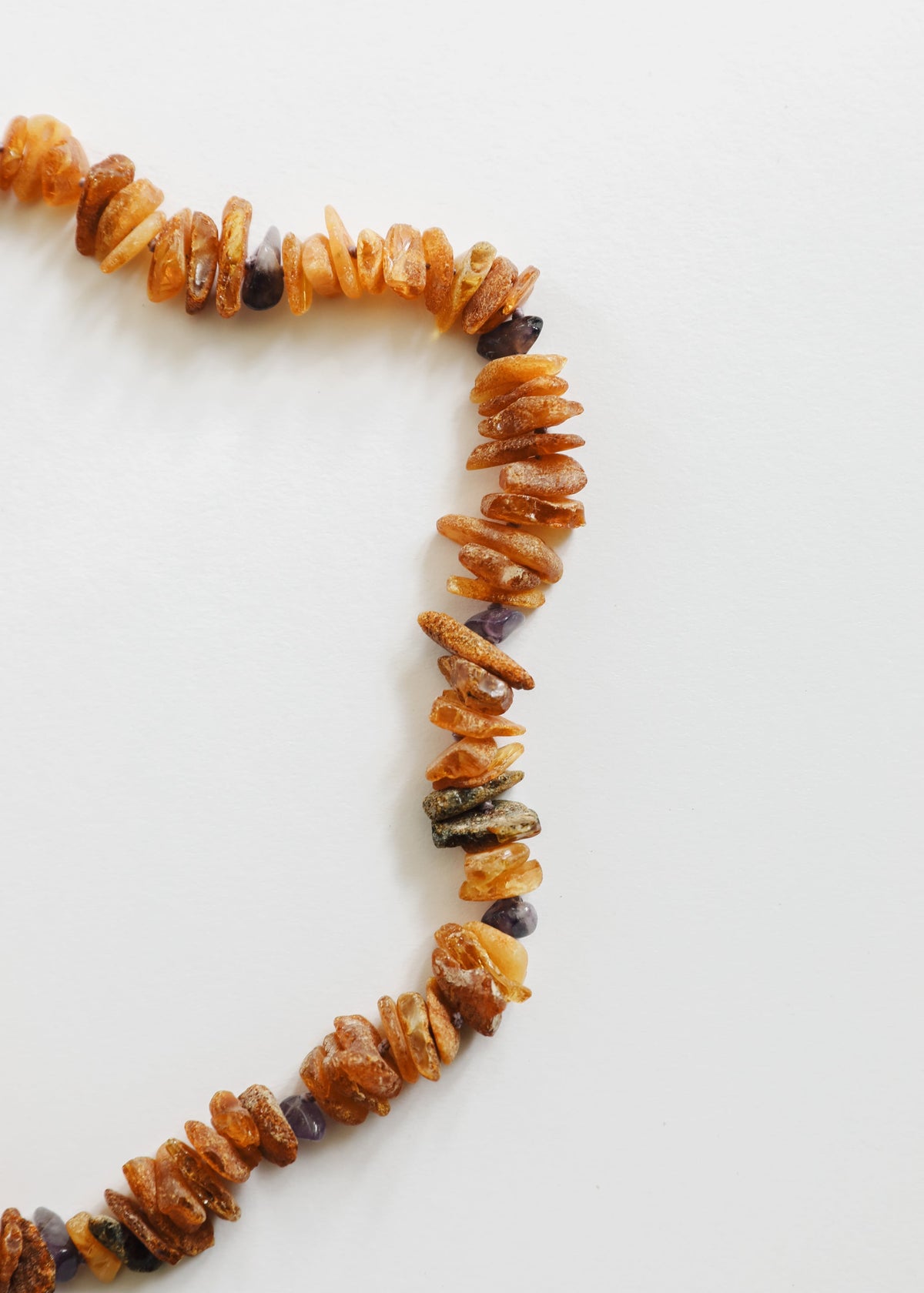 Haustierhalskette: Roher Baltischer Bernstein + Roher Amethyst