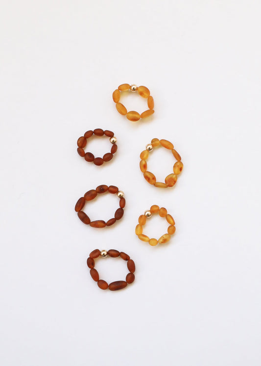 Unbehandelter Cognac Baltischer Bernstein + 14K Gold Filled || Perlen-Stretchring