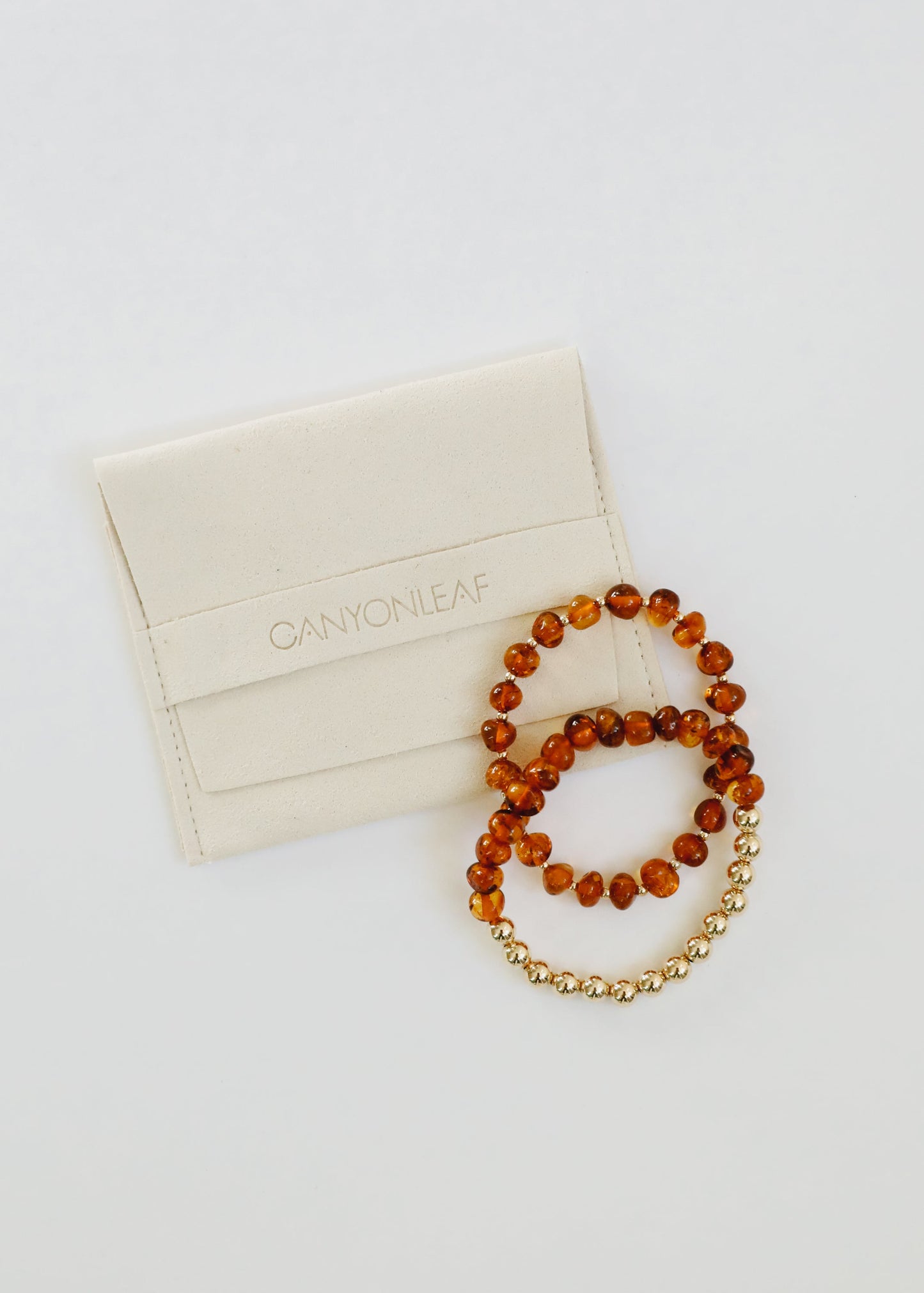 Ambre de la Baltique : Soleil + Lune perlés en or 14 carats | Bracelets pour adultes