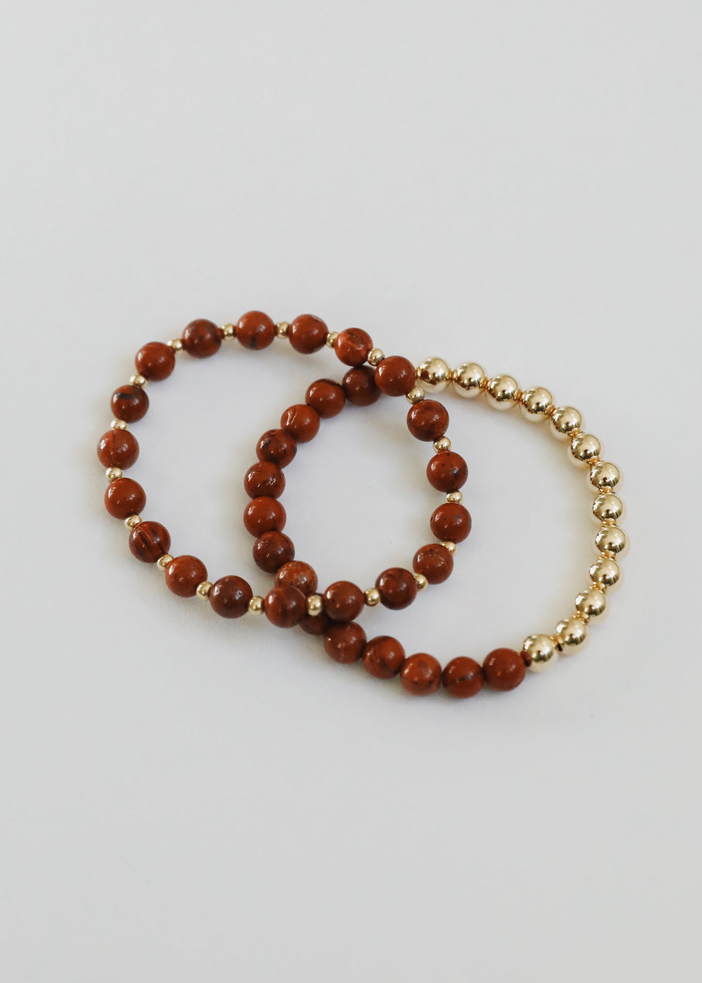 Roter Jaspis : 14 Karat Gold Filled Sonne + Mond || Stretch-Armbänder