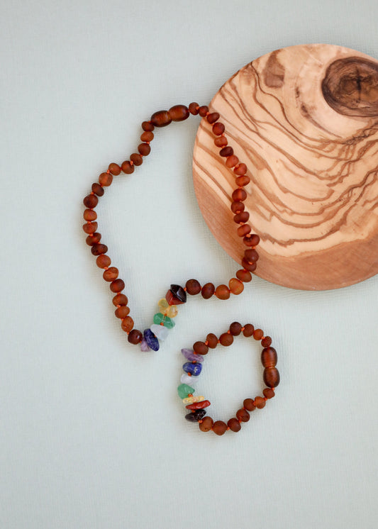 Roher Cognac Baltischer Bernstein + Rohe CHAKRA Kristalle || Fußkettchen oder Armband